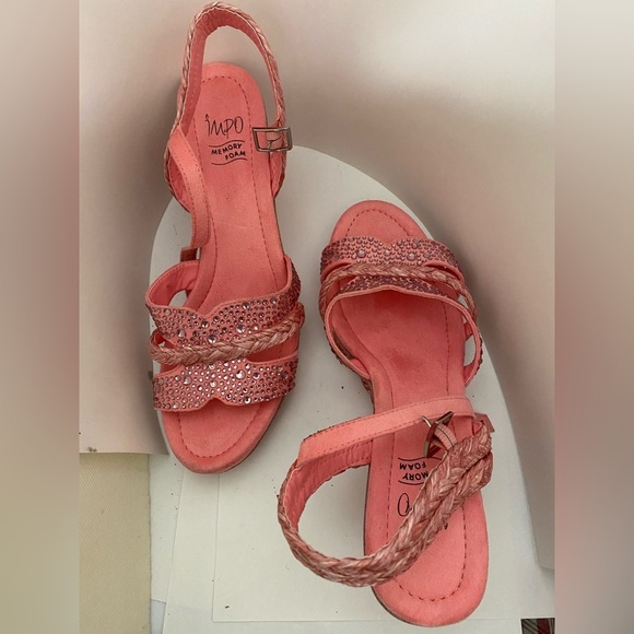 Impo Platform wedge sandals size 10 - Picture 2 of 7